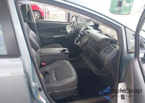 2014 Toyota Prius V Two from USA, damaged, VIN JTDZN3EU2EJ015137